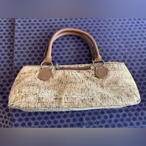 Primeware insulated wine Clutch NWOT